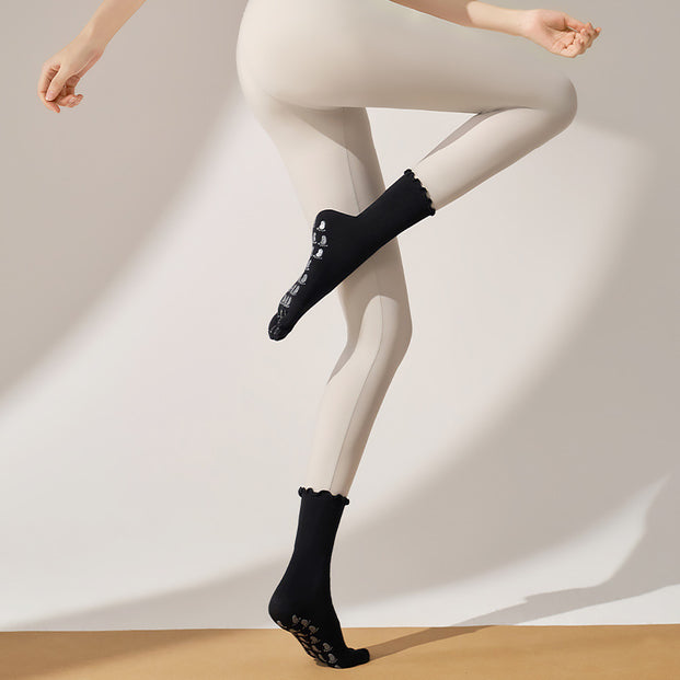 Lace Trim Medium Grip Socks