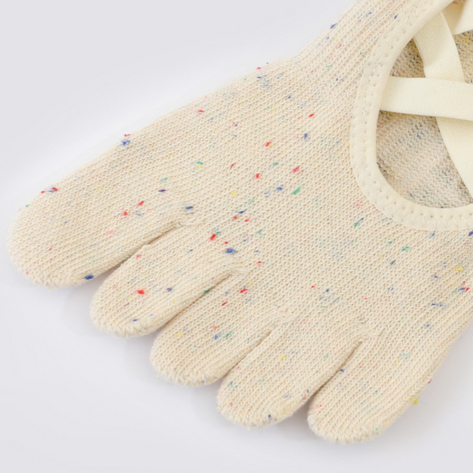 Lace-Up Five Toe Grip Socks 3 Pack