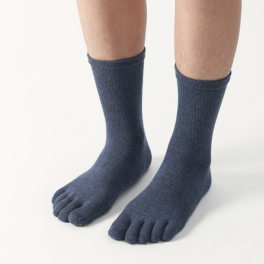 Ribbed Men’s Yoga Grip Socks