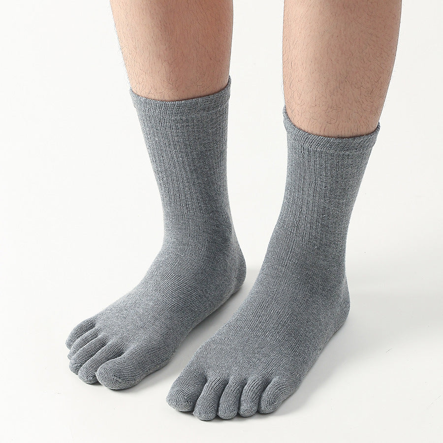 Ribbed Men’s Yoga Grip Socks