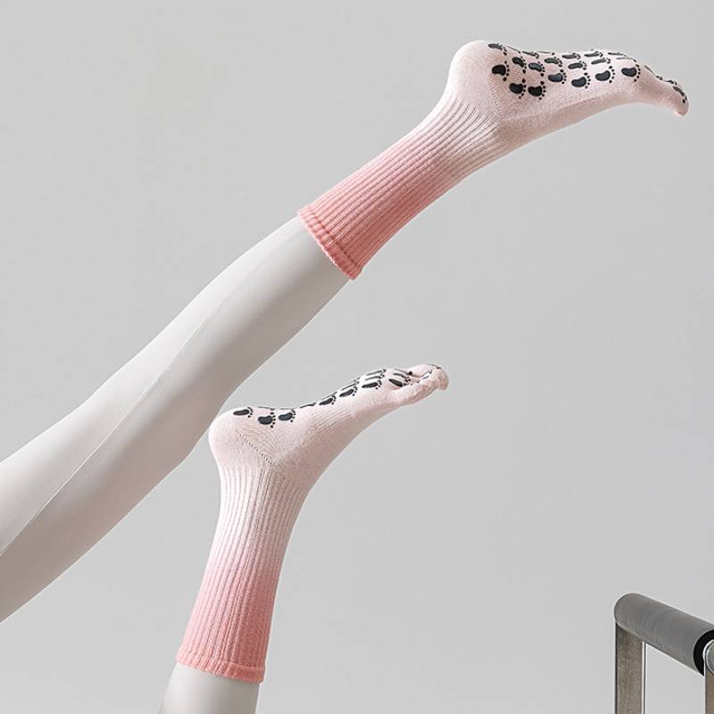 Gradient Medium Grip Socks 3 pack