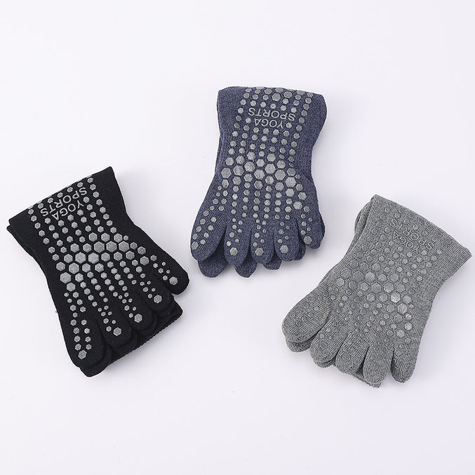 Ribbed Men’s Yoga Grip Socks