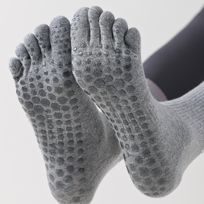 Women’s Yoga Grip Toe Socks 4 Pack